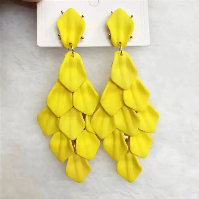 Petal Glow – Handmade Acrylic Flower Earrings (15 Colours) Pantefa