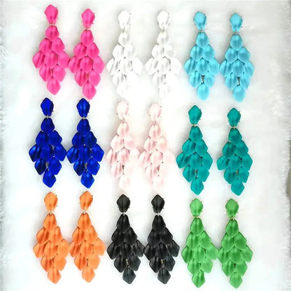 Petal Glow – Handmade Acrylic Flower Earrings (15 Colours) Pantefa